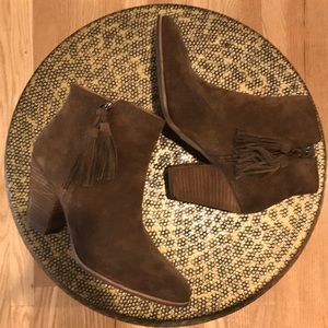 Sam Edelman Boots Brown Suede w/ Tassel - Size 9